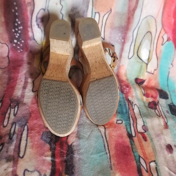 Micheal kors brown/cork summer sandals - Picture 3 of 3